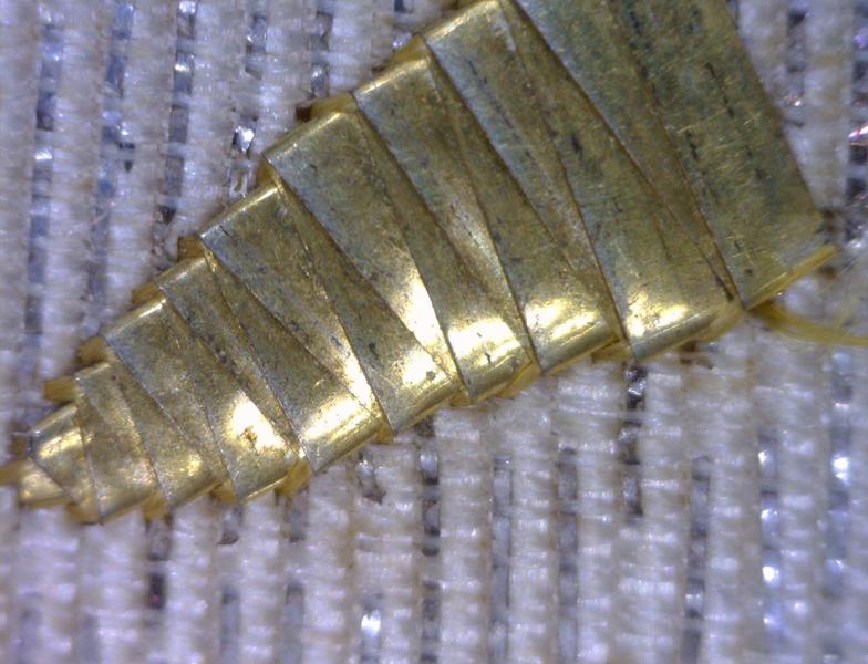 Laminilla de hilo metálico